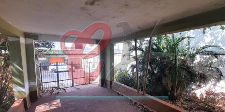 Casa térrea com área total de 540 m² - 3 dorm - Monte Alegre- Ribeirão Preto