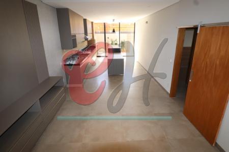 Linda casa em cond. fechado Jd San Marco, prontinha para entrar